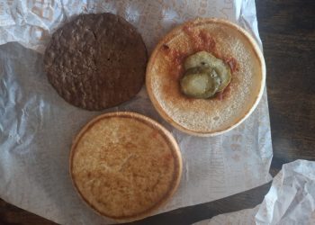 Kurjeris atvežė tai ko maistu nepavadinsi