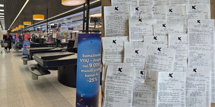 Ar viskas taip kaip skelbia „Maxima” dėl sumažintų 9000 prekių kainų