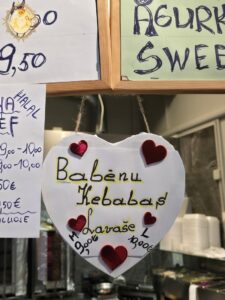 Šaltibarščių kaina kebabinėje daugelį privers išsižioti | Tiksaviems.lt Šaltibarščių kaina kebabinėje daugelį privers išsižioti | Maistas ir Receptai | Tiksaviems.lt